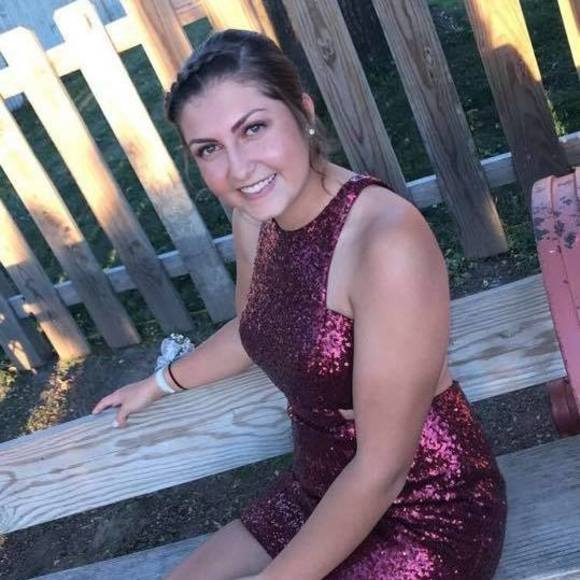 Meet your Posher, Catherine - Picture 1 of 1